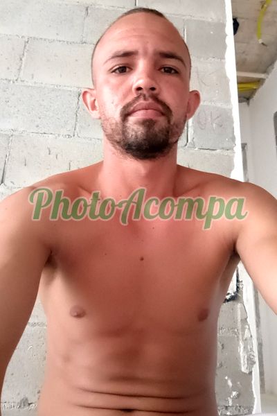 Lucas, garoto de programa em Duque de Caxias