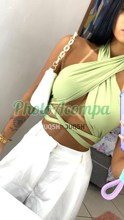 Júlia, massagista no Rio de Janeiro