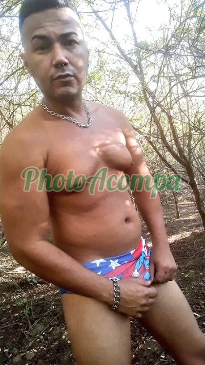 Pedreiro ativo, garoto de programa no Rio de Janeiro