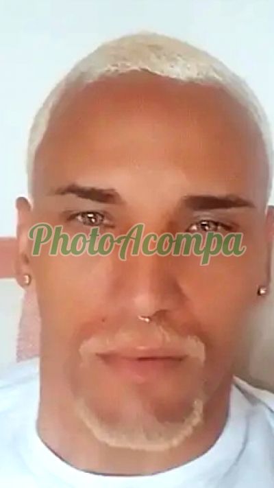 Bryan, garoto de programa em Maricá