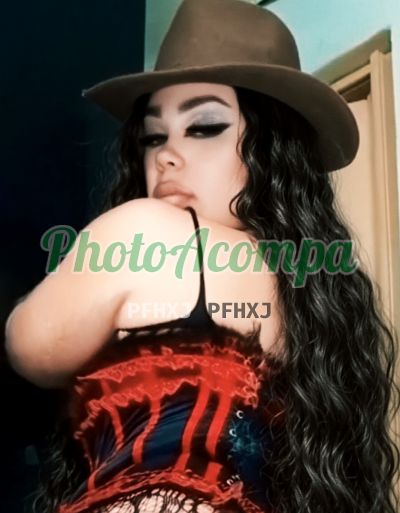 Isis, travesti no Centro (RJ)