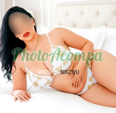 Louise, mulher que faz videochamadas e sexting