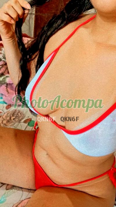 Raquel, mulher que faz videochamadas e sexting