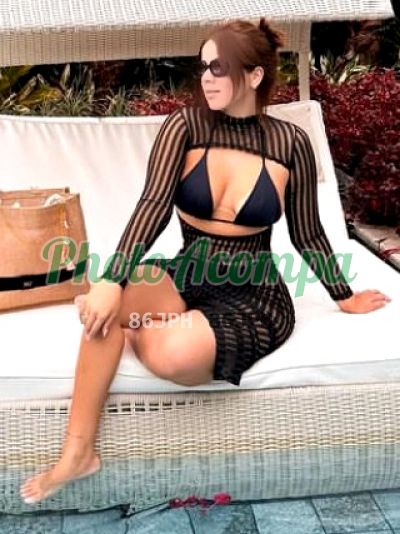 Pietra, mulher que faz massagens eróticas em São Paulo