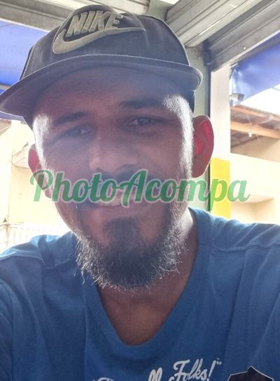 Júnior, garoto de programa no Centro (SP)