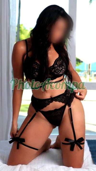 Leticia Mattos, mulher que faz videochamadas e sexting