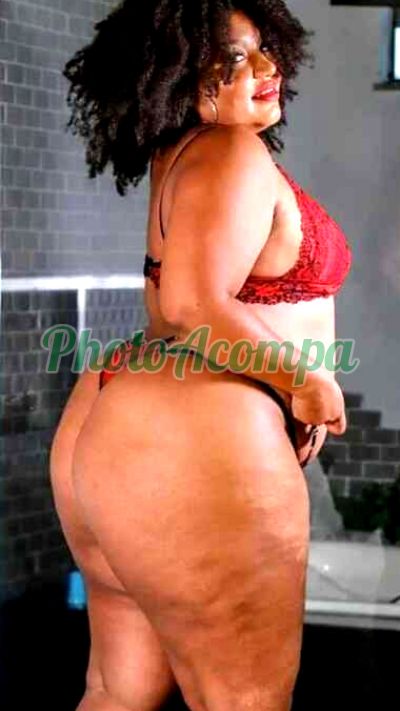 Isabella, escort no Guarujá