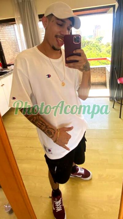 Gabriel, garoto de programa em São Paulo