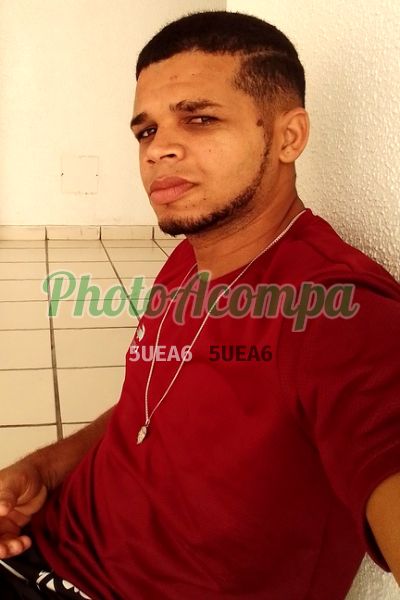Danilo, garoto de programa em Bayeux