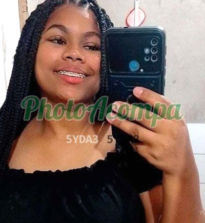 Andressa, mulher que faz videochamadas e sexting
