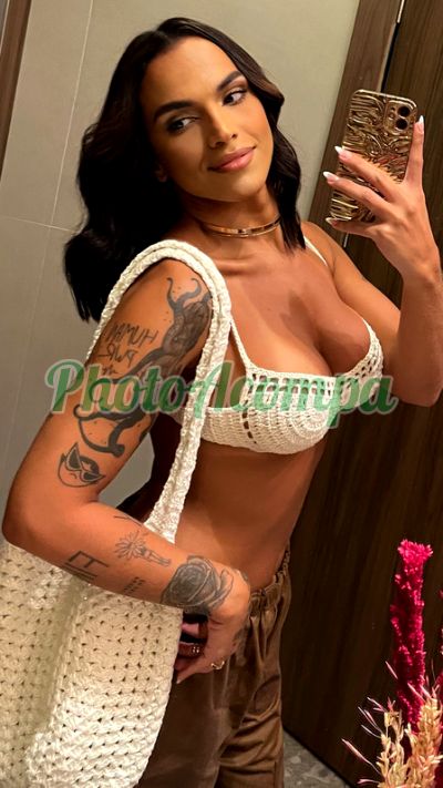Luma Rios, travesti no Centro (RJ)