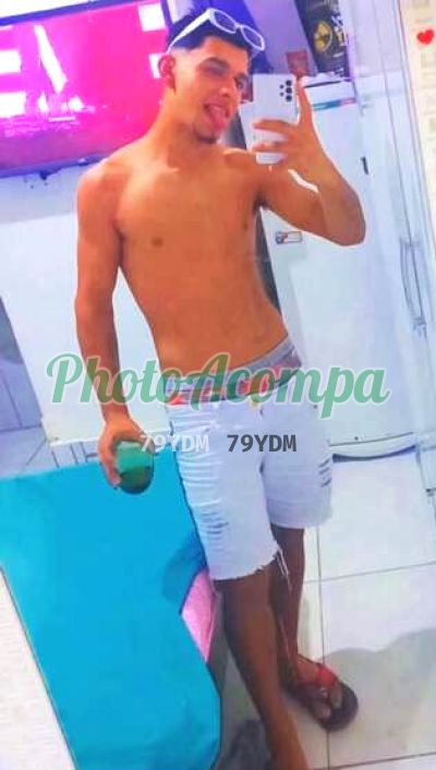 Felipe, garoto de programa em Niterói