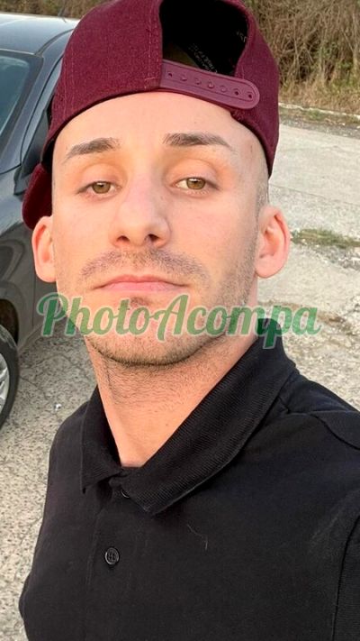 Victor, garoto de programa em Goiânia