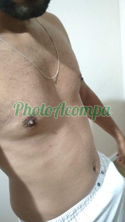 Romeu, homem que faz massagens eróticas na Zona Norte (POA)