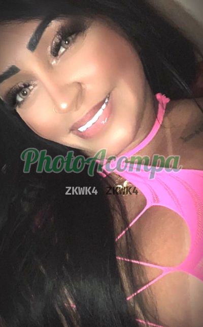 Mia, acompanhante em Araxá
