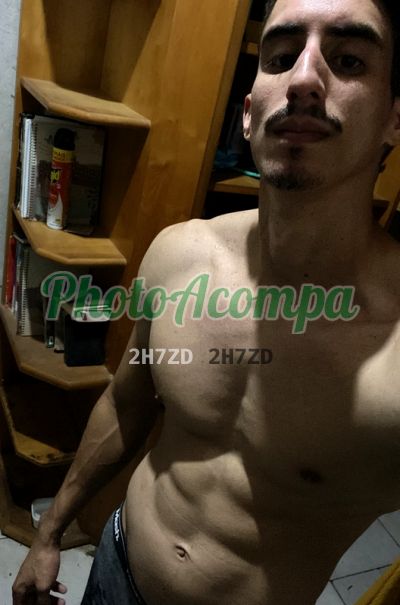 Júlio, garoto de programa em São Paulo