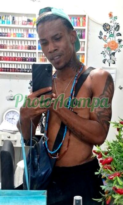 Negro Sacra, Garoto de programa no Rio de Janeiro