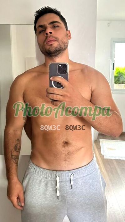 Fernando, garoto de programa no Centro (Curitiba)