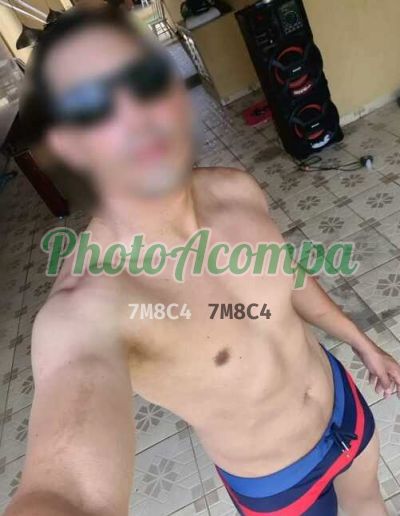 Leo, garoto de programa no Brooklin (SP)
