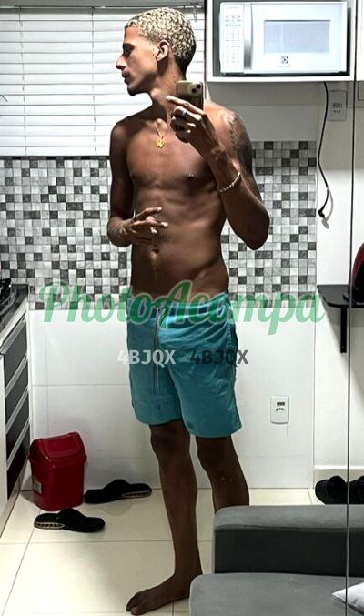 Garoto de Programa, garoto de programa no Recreio dos Bandeirantes (RJ)