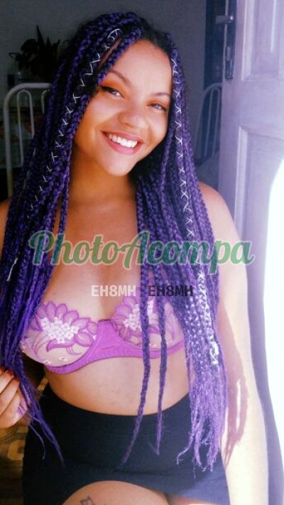 Isa, mulher que faz videochamadas e sexting