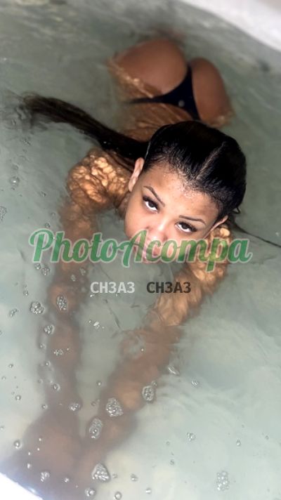 Letícia, escort no Guarujá