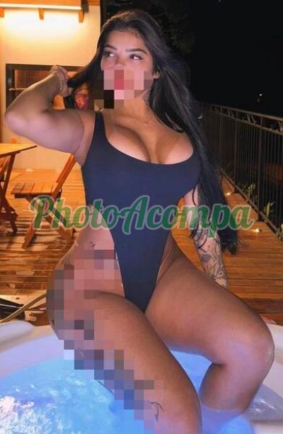 Jéssica, massagista na Barra da Tijuca (RJ)