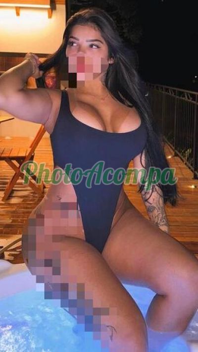 Jéssica, massagista na Barra da Tijuca (RJ)