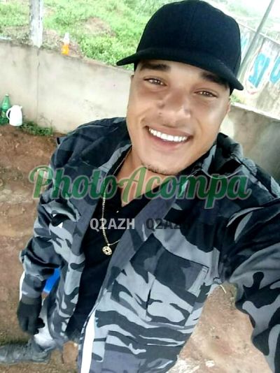 Lucas, garoto de programa em Sátiro Dias