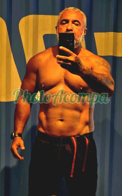 Guto (21) 99900-4121, Garoto de programa em Jacarepaguá (RJ)