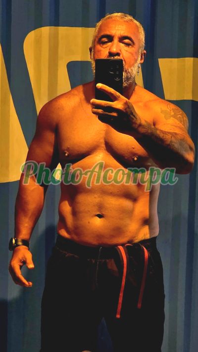 Guto (21) 99900-4121, Garoto de programa em Jacarepaguá (RJ)
