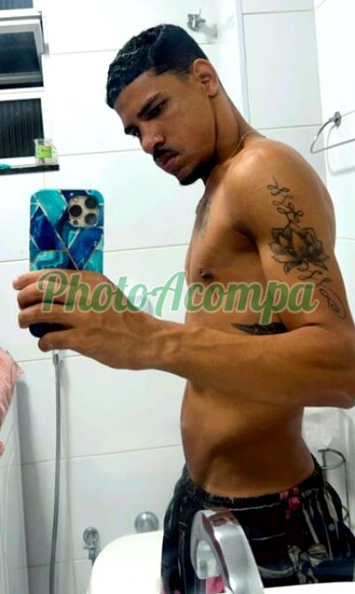 Gustavo Souza, garoto de programa no Leblon (RJ)