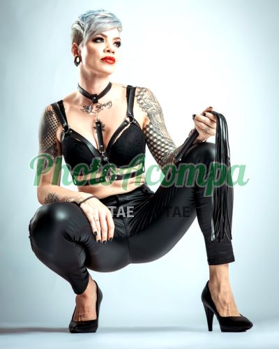 Dominatrix Sádica Queen, acompanhante no Centro (SP)