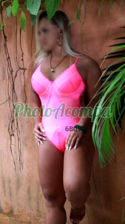 Biiah, escort no Centro (SP)