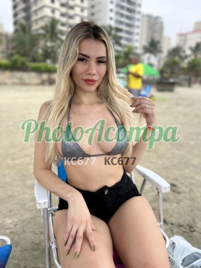 Laine, mulher que faz videochamadas e sexting