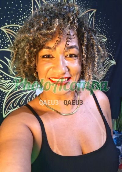 Tatih Terapeuta, garota de programa em João Pessoa