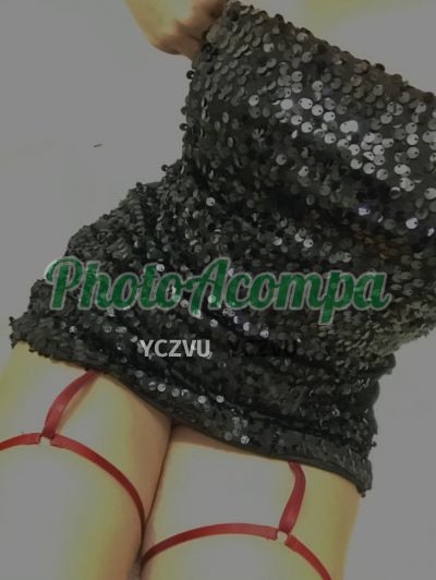 Lara, mulher que faz videochamadas e sexting