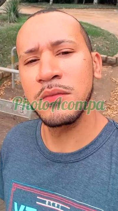 Jotta, garoto de programa em São Carlos