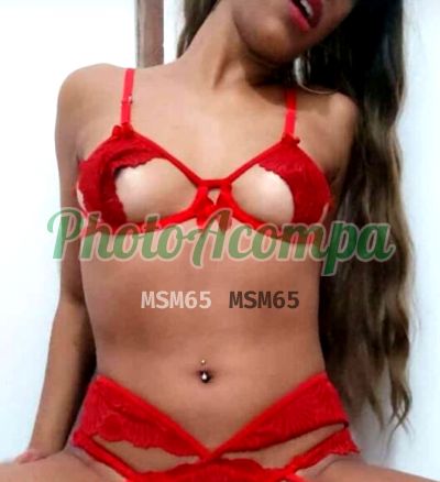 Renata, massagista em Copacabana (RJ)