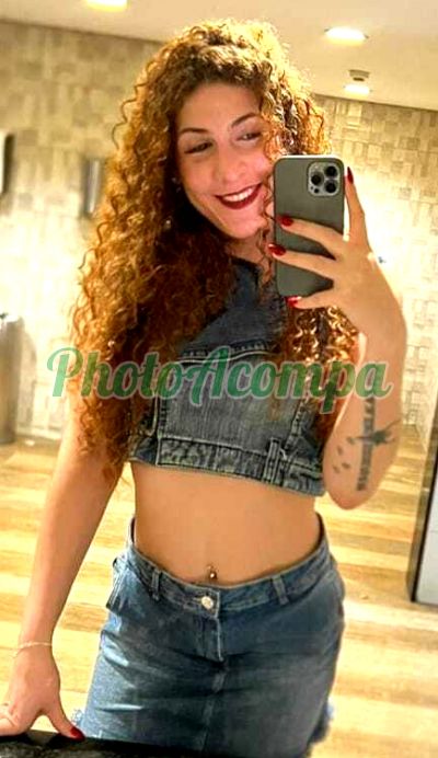 Princesa Táta (11) 94002-4182, travesti em Carapicuíba