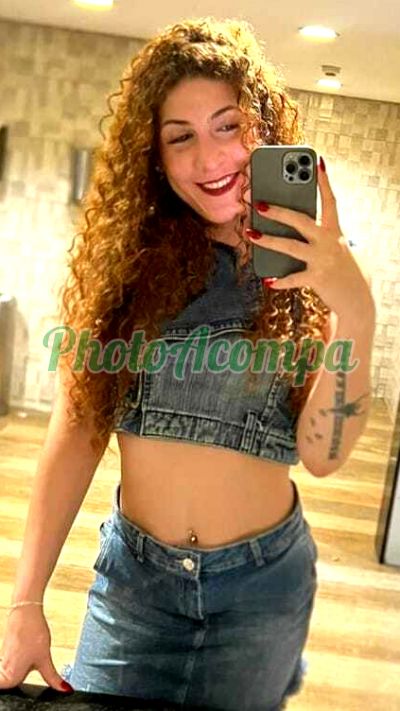 Princesa Táta (11) 94002-4182, travesti em Carapicuíba