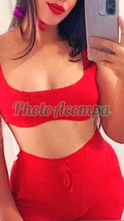 Geisi, mulher que faz videochamadas e sexting