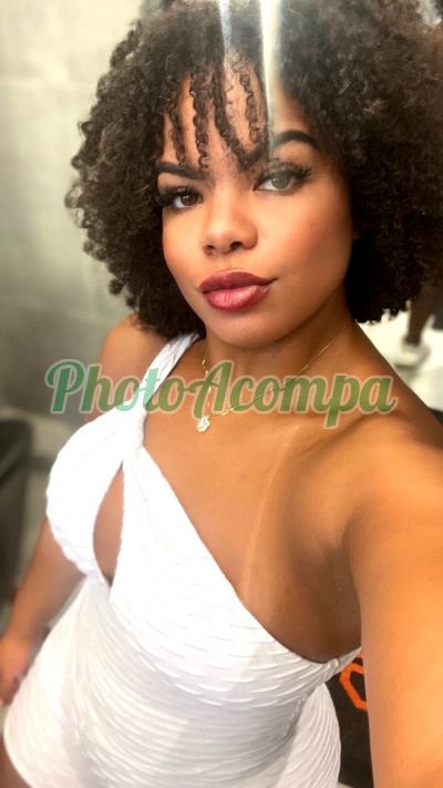Júlia (21) 97440-6323, acompanhante em Guaxupé