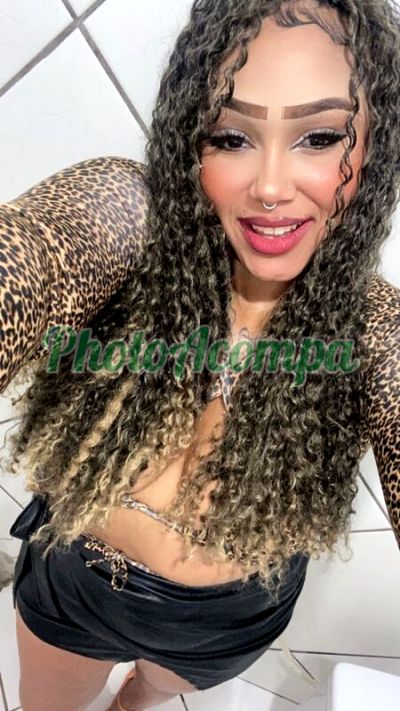 Luiza Barbosa, Escort em Penha