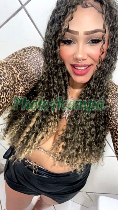 Luiza Barbosa, Escort em Penha