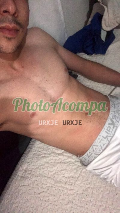Júnior, garoto de programa em Goianápolis