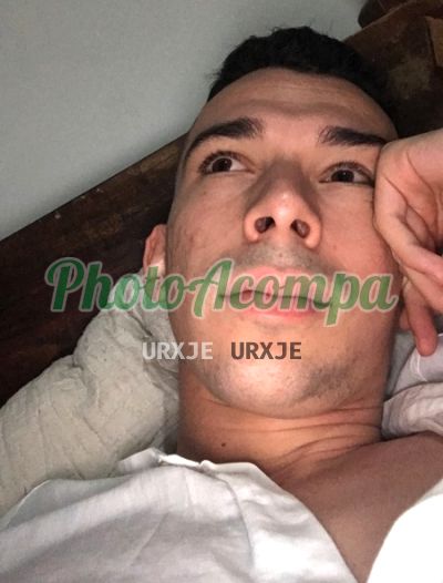Júnior, garoto de programa em Goianápolis