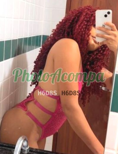 Júlia, acompanhante em João Pessoa