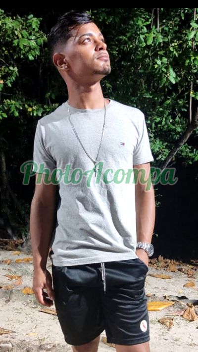Alex, garoto de programa em Recife