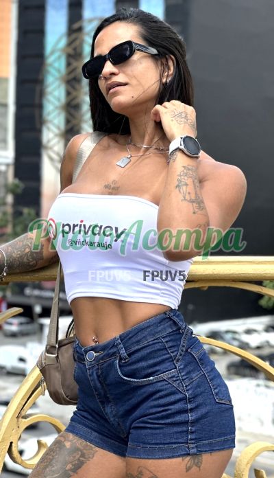 Vick Araujo, garota de programa no Recreio dos Bandeirantes (RJ)